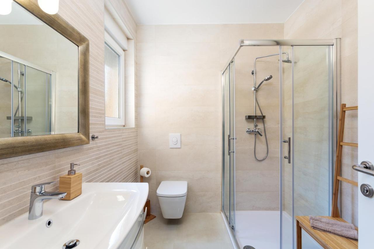 Sasa Apartment Medulin Exterior photo